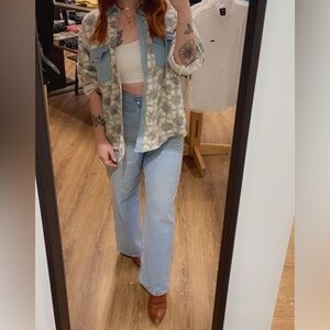 Levi’s high loose jean